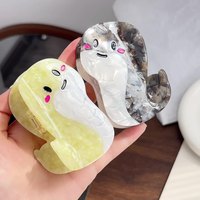 Dia membagikan dukungan menyesuaikan kartun gadis imut desain baru aksesori rambut klip hiu ular kecil pemalu grosir