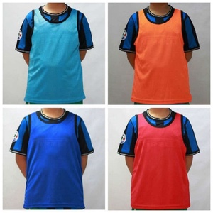 Chaleco de entrenamiento de fútbol reversible sin mangas personalizado de fábrica oem, práctica deportiva, Baberos de malla para fútbol - Product Image 4