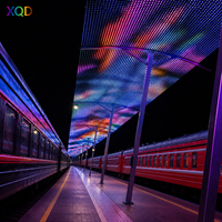 Écran LED mural en maille RGB étanche XQD pour extérieur – Affichage visuel de haute qualité et puissant pour la signalisation en magasin