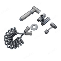 Ensemble de robinetterie moderne et hygiénique pour bidet de douche à double sortie avec vanne d'angle et pulvérisateur pour salle de bain