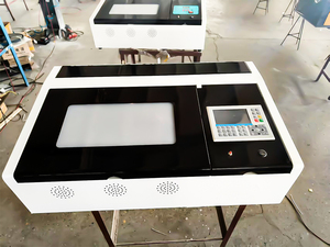 <span class=keywords><strong>2025</strong></span> hiện đại 300*200 mét mini xách tay tinh thể khắc laser giá máy để bán/Laser Etch máy - Product Image 5