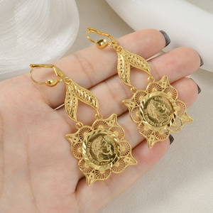 Boucles d'oreilles tendance en gros, style antique, avec pièce de Napoléon en relief, feuille de filigrane, longues et pendantes, en cuivre de qualité supérieure pour femmes - Product Image 3