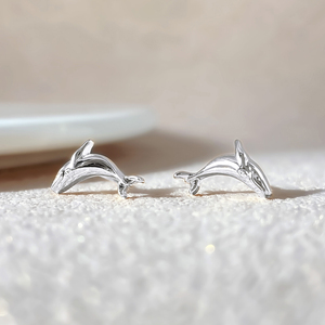 ชุดสร้อยคอและต่างหูรูปโลมา FOXI JEWELRY ชุบเงิน ของขวัญเครื่องประดับสำหรับผู้หญิง ดีไซน์น่ารัก - Product Image 4