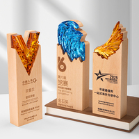 Trophée commémoratif en cristal et bois massif à double matériau pour la récompense de l'excellence de la réunion annuelle avec carte d'autorisation de l'agent