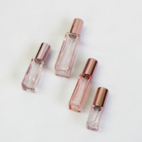 Flacon de parfum vide en verre rose transparent de 3 ml, 5 ml, 8 ml, 20 ml avec vaporisateur et couvercle en aluminium pour la séparation du parfum