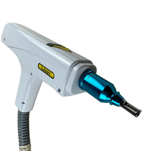 Manipolo Laser <span class=keywords><strong>Q</strong></span>-Switched di Alta Qualità 532 1064 1320nm per Rimozione Pigmenti e Ringiovanimento della Pelle, Accessorio Clinico Durevole con Testina Nd Yag - Product Image 1