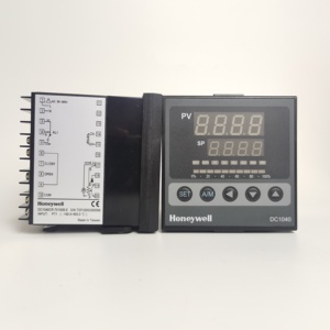 Contrôleurs numériques polyvalents Honeywell DC1040CR-101110-E, pour brûleurs de chaudière - Product Image 5