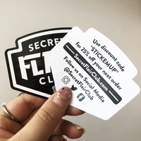 Autocollants personnalisés en vinyle imperméable découpés à la forme avec logo, code QR et code-barres pour bougies, résistants aux UV