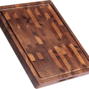 Tabla de cortar rectangular de madera de nogal y acacia con asa para cocina - Product Image 1