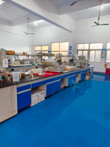 Agente <span class=keywords><strong>de</strong></span> fijación <span class=keywords><strong>de</strong></span> color para fijar tintes textiles <span class=keywords><strong>de</strong></span> polímero catiónico certificado ISO para mejorar la solidez al lavado y al frotamiento - Product Image 5