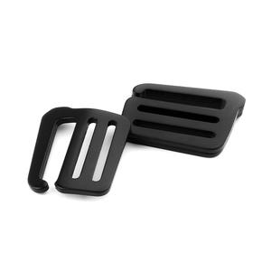 Hebilla de Gancho en G de Aluminio Negro con Logotipo Personalizado para Cintas de 38 mm para Bolsas y Equipo de Exterior - Product Image 3