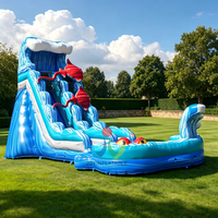 Toboggan aquatique gonflable commercial personnalisé en PVC, motif raie manta, avec zone de baignade, pour location événementielle