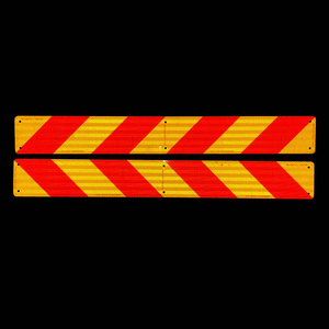 Autocollants réfléchissants de bandes de Chevron de réflecteur de signalisation de signe de plaque de marquage arrière réfléchissante de haute visibilité pour les fourgonnettes de véhicules lourds - Product Image 4