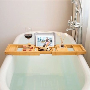 Estante telescópico de bambú a medida para bañera con bandeja, estante de almacenamiento de bambú para bañera, venta al por mayor. - Product Image 1
