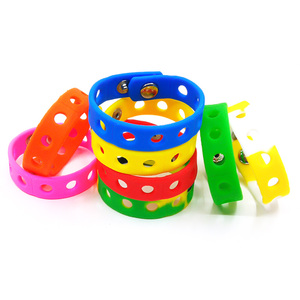 Braccialetti in PVC in Offerta, 9 Colori, 21CM, Gioielli per Bambini, Ciondolo alla Moda, Giocattolo <span class=keywords><strong>da</strong></span> Polso in Gomma Morbida, Adatto per Charm <span class=keywords><strong>da</strong></span> Scarpe, Regalo per Bambini - Product Image 5