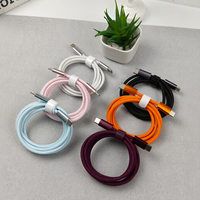 Model Baru Terlaris untuk 18 Kabel Data Tembaga Murni Berlapis Tipe-C 60W Warna Merah Ceri yang Kompatibel dengan Seri iPhone 18 Pengisian Cepat.