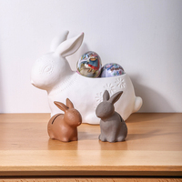 Vente en gros pas cher créatif lapin de pâques thème porcelaine décoratif mat céramique accessoires de décoration de la maison