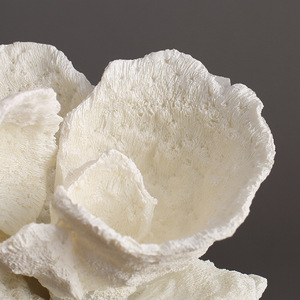 Escultura de Resina de Coral Artificial con Base de Mármol Blanco, Decoración Oceánica para el Hogar, Figura Decorativa para Sala de Estar, Regalo Artístico al por Mayor, OEM Ecológico - Product Image 5