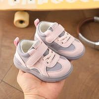 Chaussures pour enfants en gros, chaussures de sport décontractées populaires pour les tout-petits, adaptées aux garçons et aux filles pour un usage quotidien