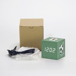 <span class=keywords><strong>Reloj</strong></span> Despertador <span class=keywords><strong>Digital</strong></span> Inteligente <span class=keywords><strong>de</strong></span> Madera con Forma <span class=keywords><strong>de</strong></span> Cubo, Pequeño, para Mesa <span class=keywords><strong>de</strong></span> Noche, Decoración <span class=keywords><strong>de</strong></span> Oficina, Regalo <span class=keywords><strong>de</strong></span> Recuerdo <span class=keywords><strong>de</strong></span> Fan Zone, para Dormitorio - Product Image 6