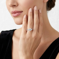 Bague pour femme en argent sterling 925, incrustation de moissanite inaltérable, sertissage à griffes, design géométrique, luxe léger, transfrontalier