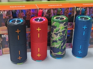 Altavoz Magnético Portátil <span class=keywords><strong>2</strong></span> en 1 RX19, IPX6 Impermeable, Sonido Estéreo Dual Inalámbrico, Altavoz 5.3 con Luces RGB - Product Image 2