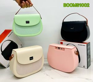 Nuevo Altavoz Bluetooth Inalámbrico Portátil BOOMS 1002 con Forma de Bolso, Reproductor de Subwoofer Portátil para Exteriores de 10 W, Batería de 1200 mAh - Product Image 1