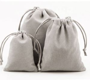 Sacs à bijoux en velours en gros à prix abordable avec logo imprimé, emballage cadeau personnalisé, pochettes à cordon pour bijoux, sacs promotionnels - Product Image 4