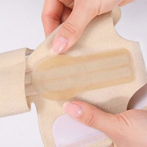Correcteur <span class=keywords><strong>Hallux</strong></span> <span class=keywords><strong>Valgus</strong></span> qui peut être porté à l'intérieur de la chaussure Orthèse jour et nuit avec gros os du pied Correction du pouce et des orteils Chaussette Cov - Product Image 3