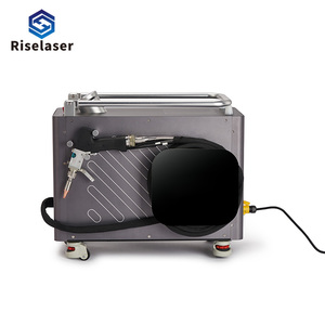Machine de soudage et de découpe au laser à fibre portable de 1200 W pour tôles d'acier - Product Image 1