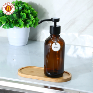 Botella de vidrio de 500 ml (16 oz) con bomba dispensadora de jabón, champú o jabón líquido, con etiqueta colgante de cerámica, modelo Longan Custom. - Product Image 5