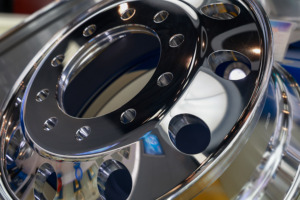 Fabricant chinois de roue de camion en aluminium forgé roue en alliage de camion 24.5x8.25 - Product Image 3