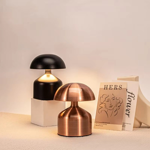 Lampade <span class=keywords><strong>da</strong></span> tavolo a LED <span class=keywords><strong>lampada</strong></span> <span class=keywords><strong>da</strong></span> tavolo Touch <span class=keywords><strong>da</strong></span> tavolo <span class=keywords><strong>lampada</strong></span> <span class=keywords><strong>da</strong></span> notte ricaricabile <span class=keywords><strong>lampada</strong></span> <span class=keywords><strong>da</strong></span> <span class=keywords><strong>scrivania</strong></span> Wireless ristorante Bar decorazione <span class=keywords><strong>da</strong></span> Bar - Product Image 1