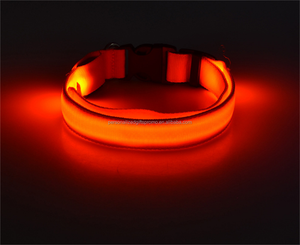 AWSOM ودع حيواناتك الأليفة تبدو رائعة في الليل تأتي مع بطاريات 2 * CR2032 مثبتة بأطواق كلب/حيوانات أليفة وامضة ليلية - Product Image 3