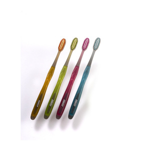 [KNK] Brosse à dents (KKP13) Brosse à dents blanchissante recommandée par les dentistes avec des poils extra doux Soins bucco-dentaires quotidiens Brosse à dents - Product Image 1