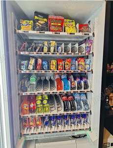 Medium Combination <strong>Vending</strong> <strong>Machine</strong> for Beverage Snack - Product Image 3