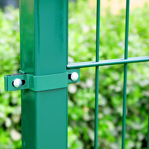 Customized Heat Treated Galvanized Steel <strong>Garden</strong> Fences Panels Outdoor PVC Coated V Bending 3D Curved Welded Wire <strong>Mesh</strong> - Product Image 4