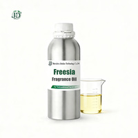 Huile parfumée concentrée de qualité supérieure à l'odeur de freesia, en vrac, pour la fabrication de diffuseurs à bâtonnets, fourniture industrielle pour usines de parfums, pure et de qualité supérieure
