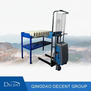 Cargador de Crisoles Eléctrico con Elevación y Colocación Automatizada, Fácil de Operar, Seguro, Evita la Exposición al Calor, Garantiza una Colocación Precisa - Product Image 5