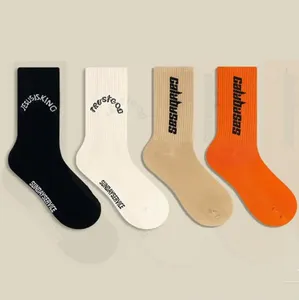 Kaus kaki kustom desain pribadi unisex crew OEM MOQ rendah pabrik WUYANG sox kaus kaki logo kustom