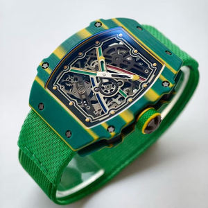 Montre squelette de luxe légère de 7,8 mm à mouvement automatique, boîtier en fibre de carbone verte, bracelet respirant, style décontracté et sportif - Product Image 2