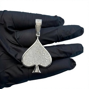 Pendentif Pique en Argent 925 avec Moissanite et Micro-Pavé de Diamants, Bijou Unisexe Style Hip Hop - Product Image 6