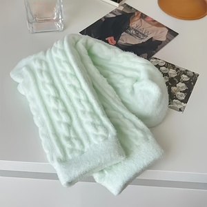 Chaussettes Chausson d'Hiver Chaudes et Douillettes pour Femmes, Épaisses et Moelleuses, Pantoufles Confortables pour la Maison - Product Image 3