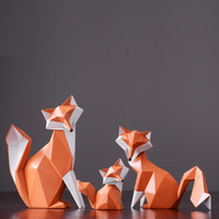 Statue de renard artistique peinte à la main avec un design de surface géométrique, artisanat en résine pour une décoration intérieure de qualité, objet de collection