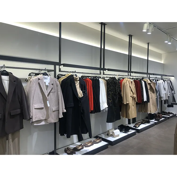 Hele Kleding Retail Store Design Vrouwen Kledingstuk Kleding Retail Store Design Vrouwen Winkel Decoratie