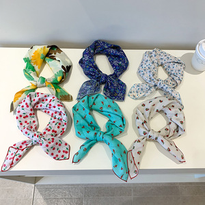 En stock – <span class=keywords><strong>Bandana</strong></span> carré en coton et lin à imprimé floral avec logo personnalisé – Foulard polyvalent, bandeau, écharpe de voyage vintage - Product Image 4