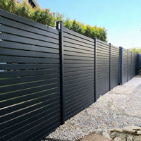 Panneaux de clôture d'intimité en aluminium gris, motifs décoratifs découpés au laser, clôture de jardin offrant une intimité totale avec des poteaux robustes