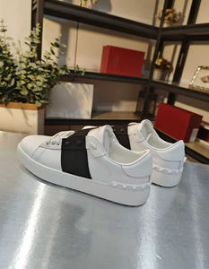 <span class=keywords><strong>Scarpe</strong></span> Casual da <span class=keywords><strong>Uomo</strong></span> in Pelle Bianche e <span class=keywords><strong>Nere</strong></span> con Rivetti, Comode, Allacciate, Basse, Traspiranti per Camminata Quotidiana - Product Image 3
