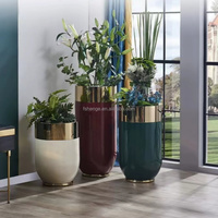 Grand vase de luxe en or inoxydable pour la décoration intérieure/Grands pots de fleurs et jardinières d'intérieur