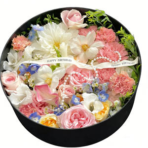 Exquisita Caja <span class=keywords><strong>de</strong></span> Regalo Redonda <span class=keywords><strong>de</strong></span> Chocolate <span class=keywords><strong>con</strong></span> <span class=keywords><strong>Flores</strong></span>, Caja Rígida Romántica <span class=keywords><strong>para</strong></span> el Día <span class=keywords><strong>de</strong></span> la Madre <span class=keywords><strong>con</strong></span> Laminado Mate, Etiqueta Personalizable - Product Image 1